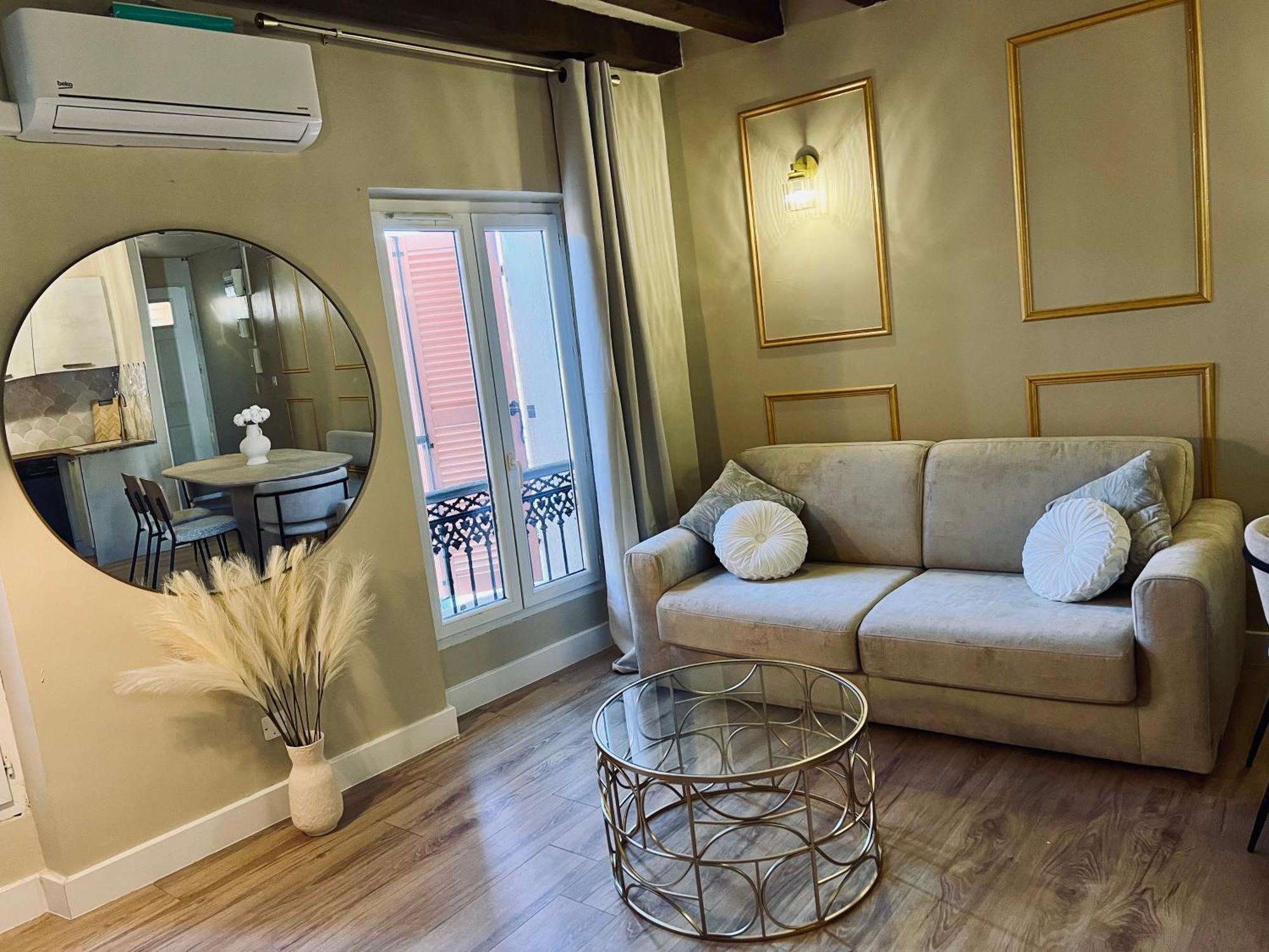 Appartement Joyau Cache En Plein Coeur De ! Martigues